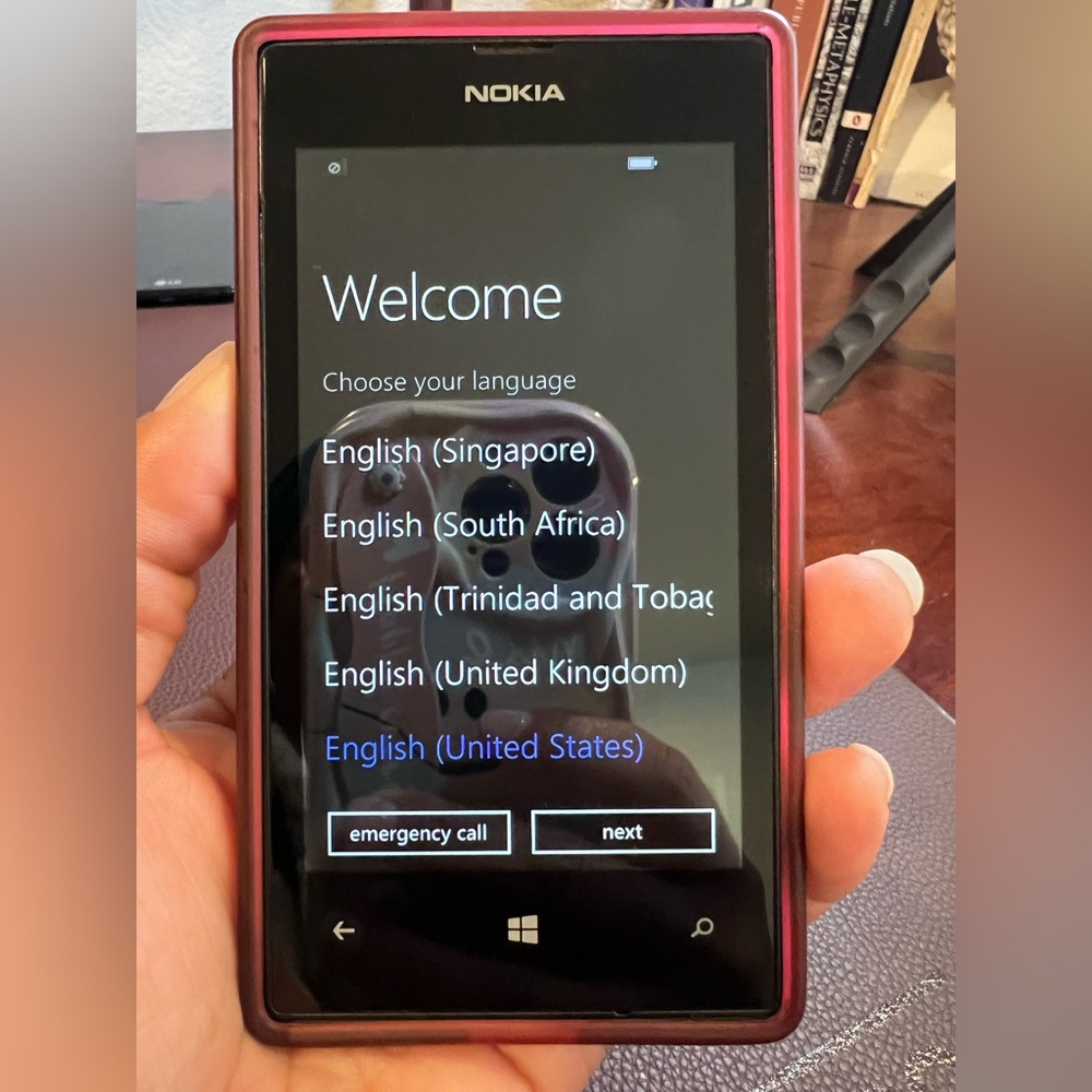 Windows Nokia Lumia 520 Smartphone with Pink Case